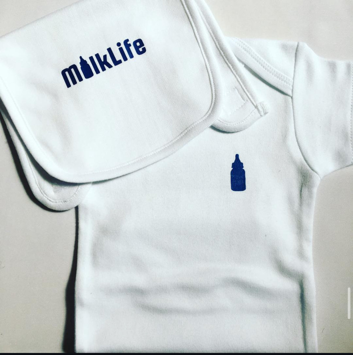 BABY BOTTLE ONESIE SET